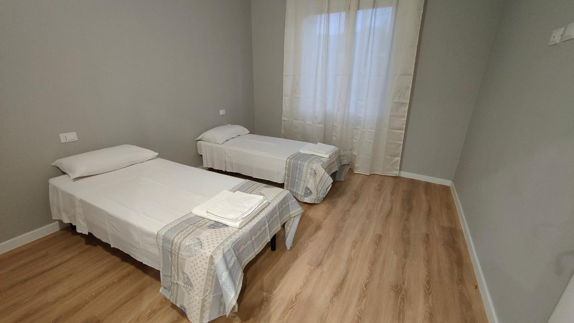 Ampio Appartamento Per Famiglie Imperia Buitenkant foto